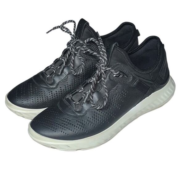 Ecco St.1 Lite Sneaker Black Leather Woman's size 9 Lace up Athletic Shoes - Picture 1 of 14
